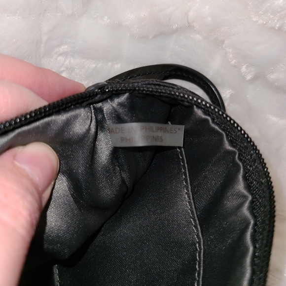 Coach Park Signature Medium Black Fabric Wristlet - Picture 6 of 6